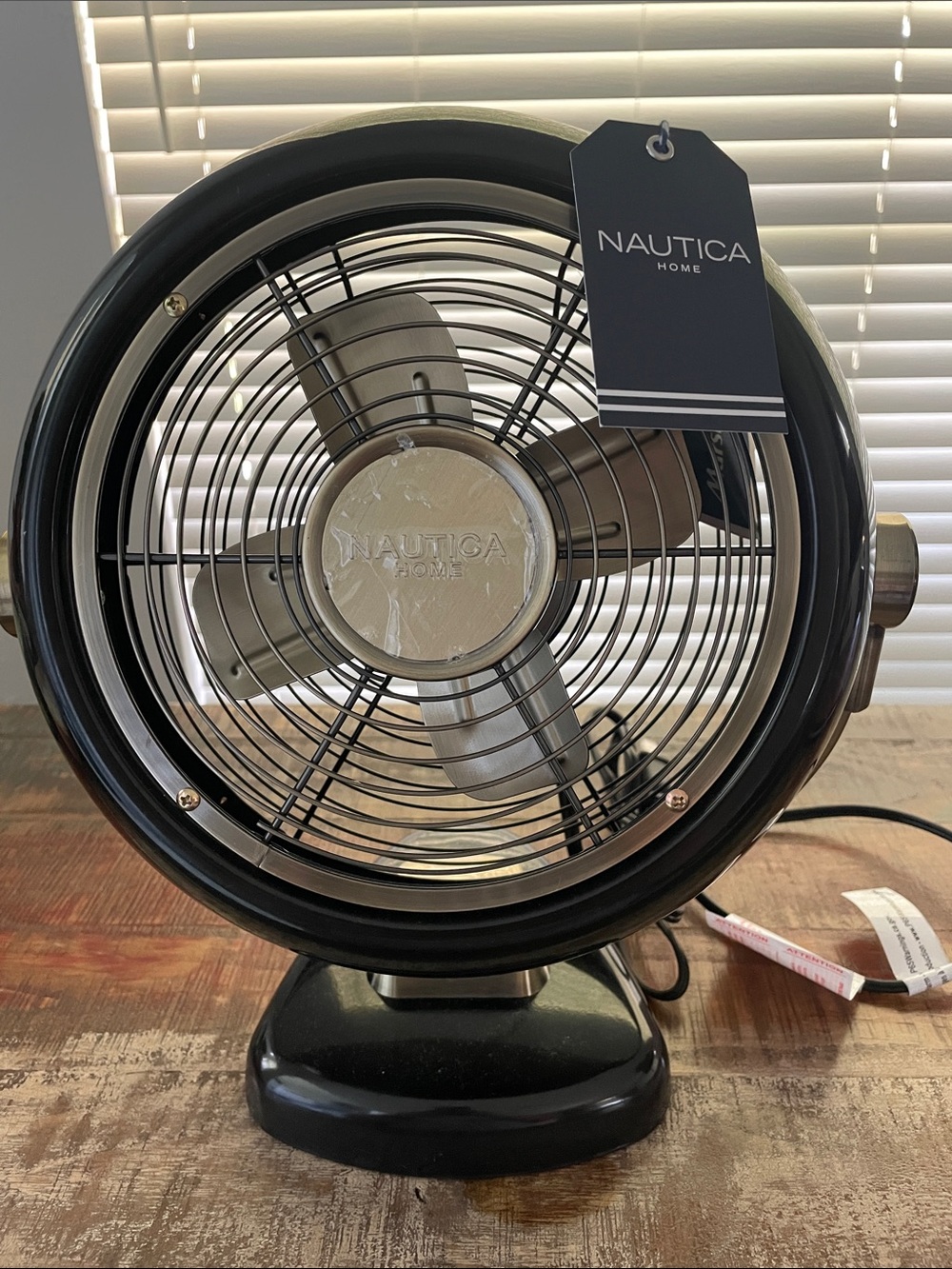 Nautica Home Black and Silver Retro Desk Fan
